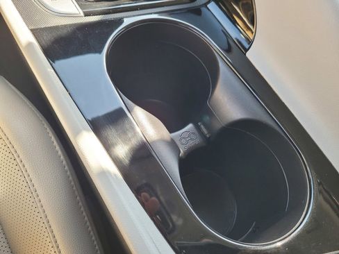 Used 2023 Hyundai Elantra Limited image 23