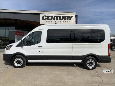 Used 2023 Ford Transit 350 XL image 4