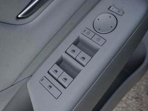 New 2026 Hyundai Kona SEL Premium FWD image 11