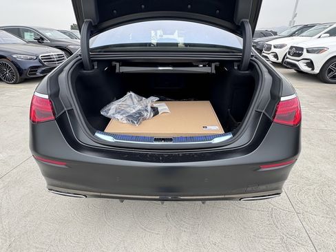 New 2024 Mercedes-Benz S 500 4MATIC image 14