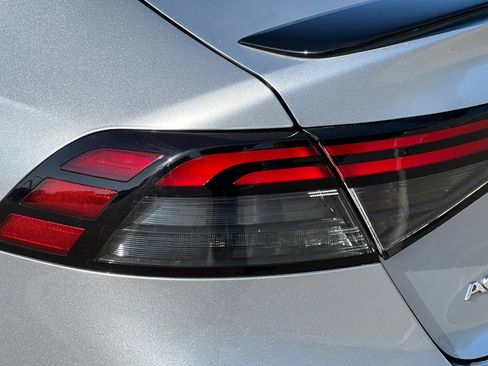 Used 2024 Honda Accord Sport image 47