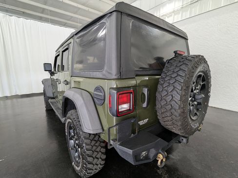 Used 2023 Jeep Wrangler Unlimited image 7