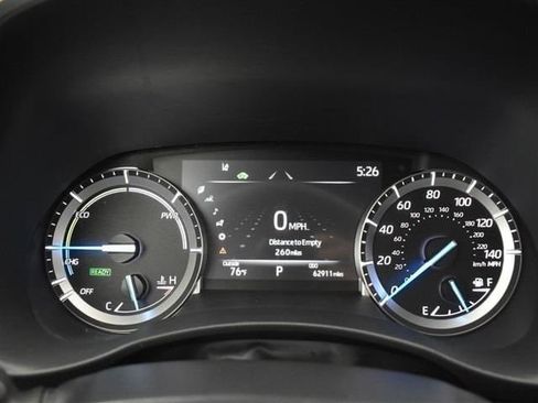 Used 2022 Toyota Highlander Bronze Edition image 10