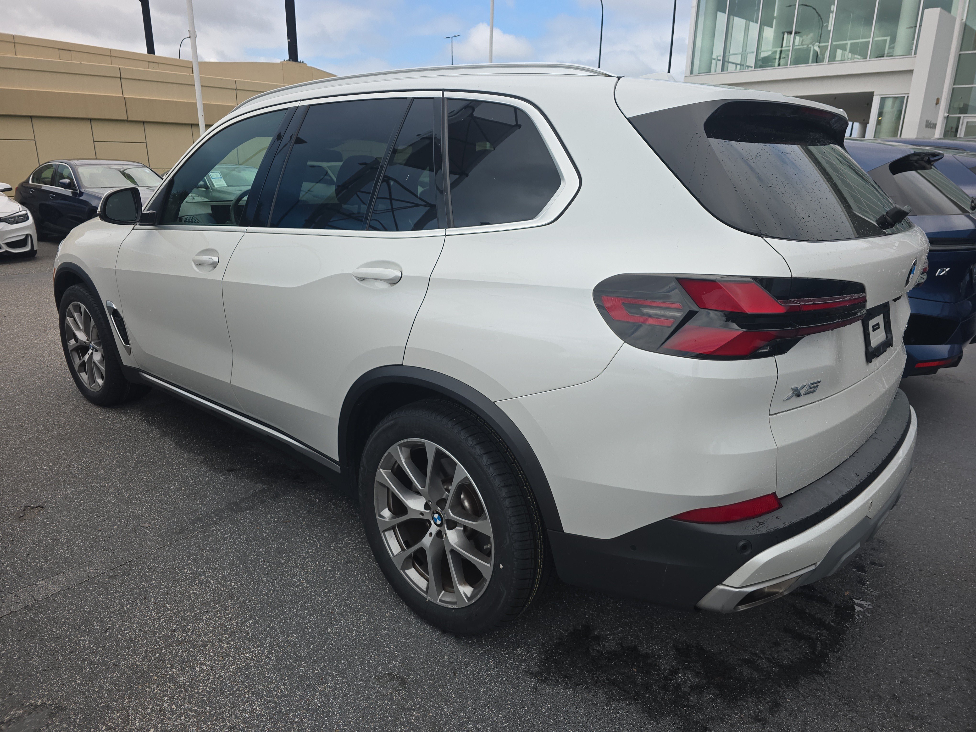 Certified 2024 BMW X5 sDrive40i w/ Parking Assistance Package RWD image 4