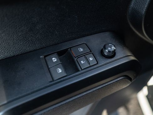 Used 2023 Toyota Tacoma SR image 20