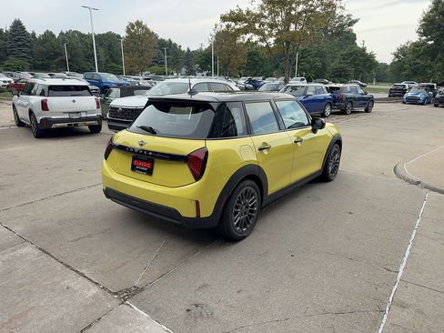 New 2026 MINI Cooper S FWD image 3