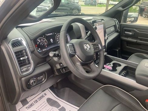 Used 2025 RAM 2500 Laramie AWD/4WD image 14