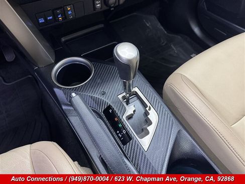 Used 2013 Toyota RAV4 Limited FWD image 14