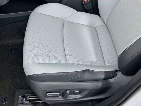 New 2026 Subaru Solterra Premium image 25