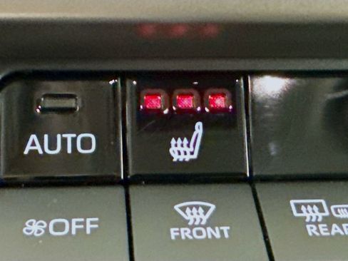 Certified 2026 Toyota Camry XLE image 20