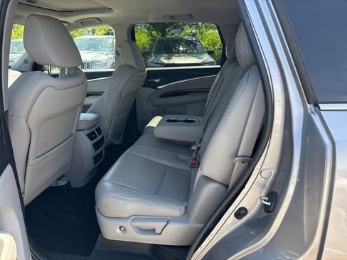 Used 2020 Acura MDX SH-AWD w/ Technology Package image 12