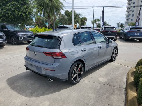New 2025 Volkswagen GTI SE image 4