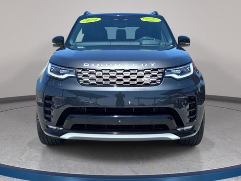 Certified 2024 Land Rover Discovery Metropolitan Edition AWD/4WD image 2