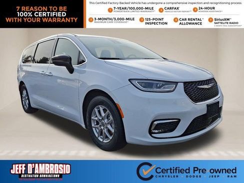 Certified 2024 Chrysler Pacifica Touring-L FWD image 1