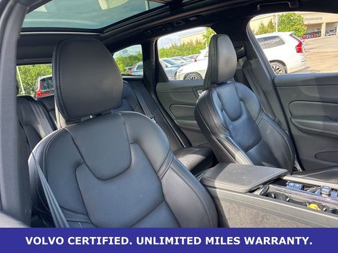 Certified 2024 Volvo XC60 T8 Ultimate w/ Protection Package Premier image 13