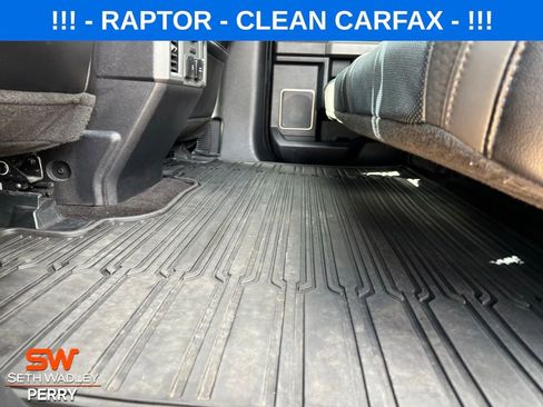 Used 2019 Ford F150 Raptor w/ Equipment Group 802A Luxury image 19