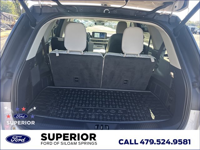 Used 2025 Lincoln Aviator Reserve w/ Illumination Package AWD/4WD image 6