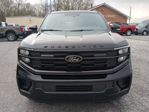 New 2026 Ford Expedition Platinum w/ Stealth Appearance Package AWD/4WD image 7