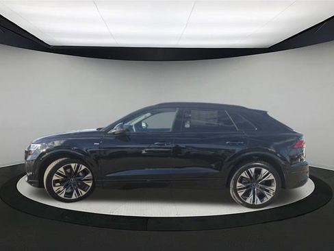 New 2026 Audi Q8 Premium Plus image 4