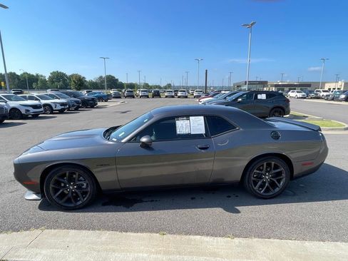 Used 2022 Dodge Challenger R/T w/ Blacktop Package RWD image 4