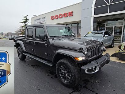 New 2026 Jeep Gladiator Sport