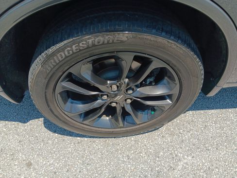 Used 2023 Dodge Durango R/T RWD image 6