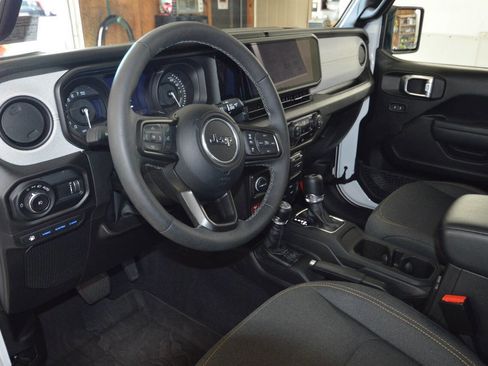 Used 2025 Jeep Wrangler Unlimited Sport S 4xe image 25