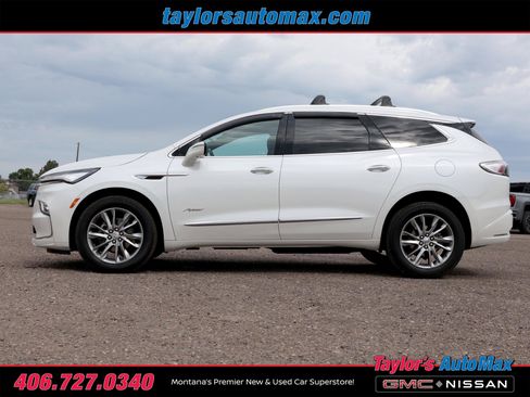 Used 2023 Buick Enclave Avenir w/ Avenir Technology Package AWD/4WD image 49