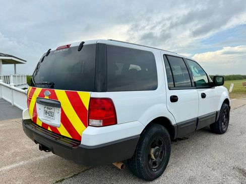 Used 2004 Ford Expedition XLT RWD image 5