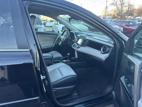 Used 2016 Toyota RAV4 Limited image 25