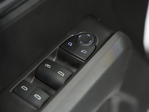 Used 2024 GMC Canyon Elevation w/ Convenience Package RWD image 24