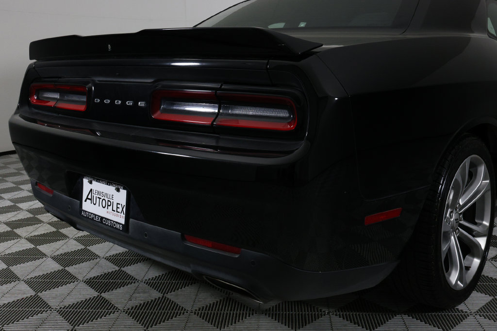 Used 2021 Dodge Challenger R/T RWD image 39