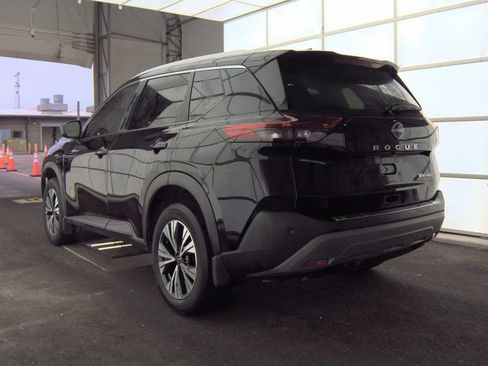 Used 2023 Nissan Rogue SV w/ SV Premium B Package AWD/4WD image 9