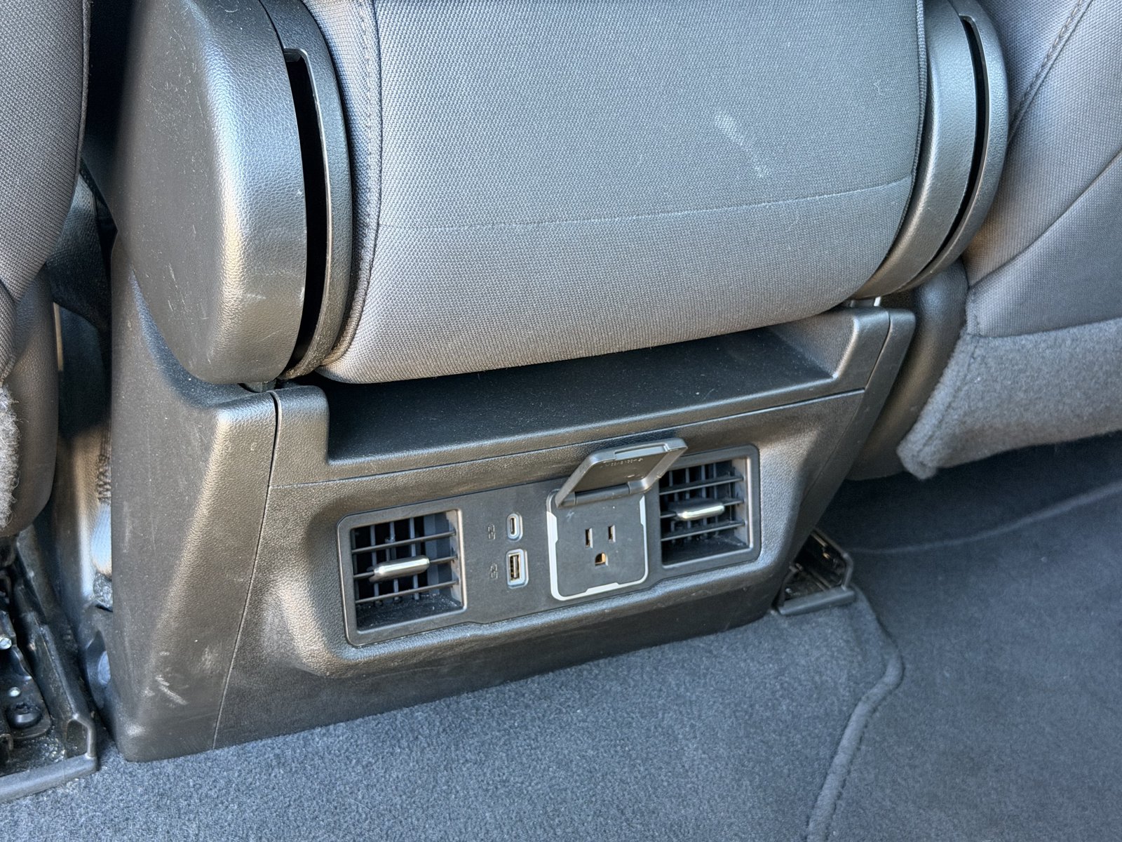 Used 2022 GMC Sierra 1500 Elevation w/ LPO, Elevation Black Package AWD/4WD image 36