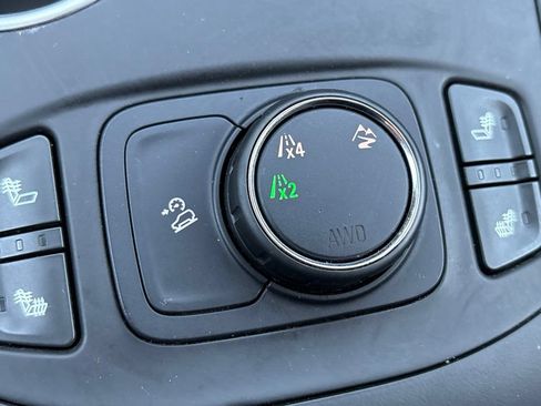 Used 2019 GMC Terrain SLE w/ Driver Convenience Package AWD/4WD image 18