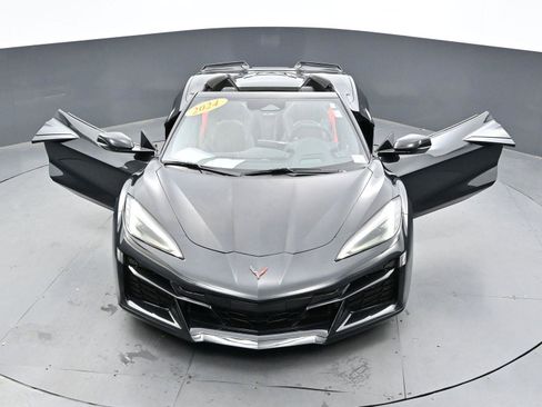 Used 2024 Chevrolet Corvette Z06 image 38