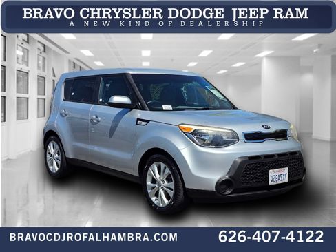 Used 2015 Kia Soul + FWD image 1