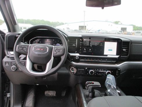 New 2026 GMC Sierra 1500 Elevation w/ Elevation Premium Package AWD/4WD image 16