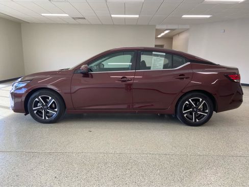 Used 2024 Nissan Sentra SV image 11