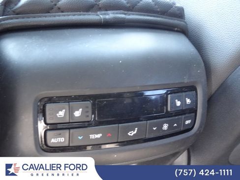 Used 2023 Hyundai Palisade Limited AWD/4WD image 18