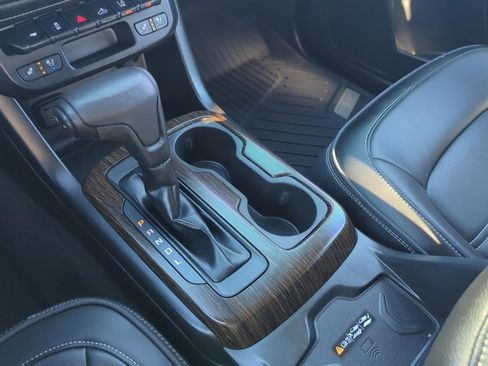 Used 2020 GMC Canyon Denali image 27