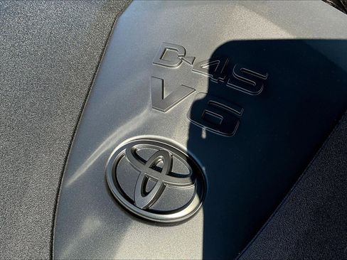 Used 2024 Toyota Camry XSE w/ Navigation Package FWD image 31