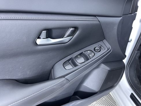 New 2025 Nissan Sentra SV image 13