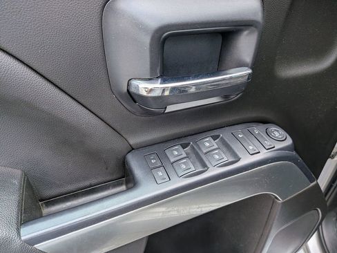 Used 2019 Chevrolet Silverado 1500 LT RWD image 10