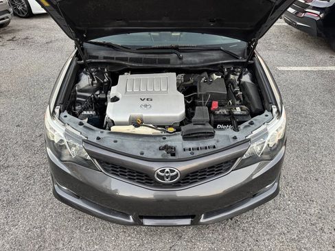 Used 2012 Toyota Camry SE image 10