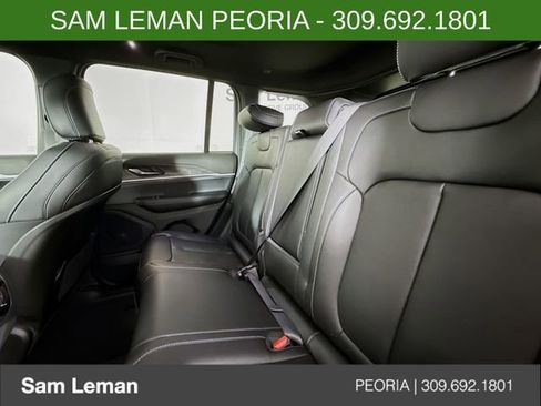 New 2025 Jeep Grand Cherokee Limited image 25