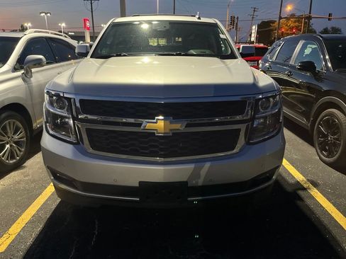 Used 2017 Chevrolet Tahoe LT AWD/4WD image 2