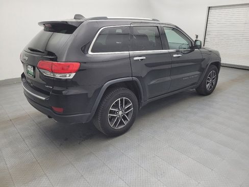 Used 2018 Jeep Grand Cherokee Limited image 10