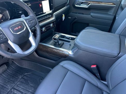 New 2026 GMC Sierra 1500 Elevation w/ Elevation Premium Package AWD/4WD image 10