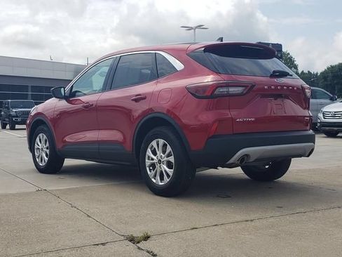 Used 2023 Ford Escape Active AWD/4WD image 8